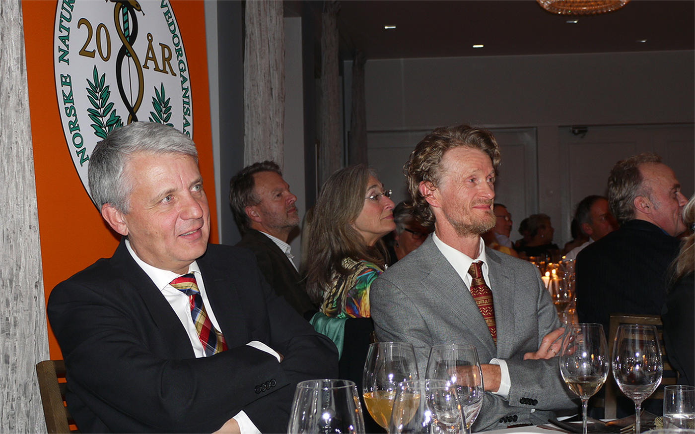 Dagfinn Høybråten og leiar i NNH John P Lindeland